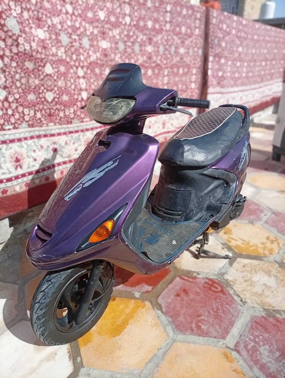 السلام عليكم دراجه فراشه للبيع حلوة ونضيفه السعر 350 وبيه مجال مكان بابل  الشراي يتفضل خاص ويتدلل ***********
