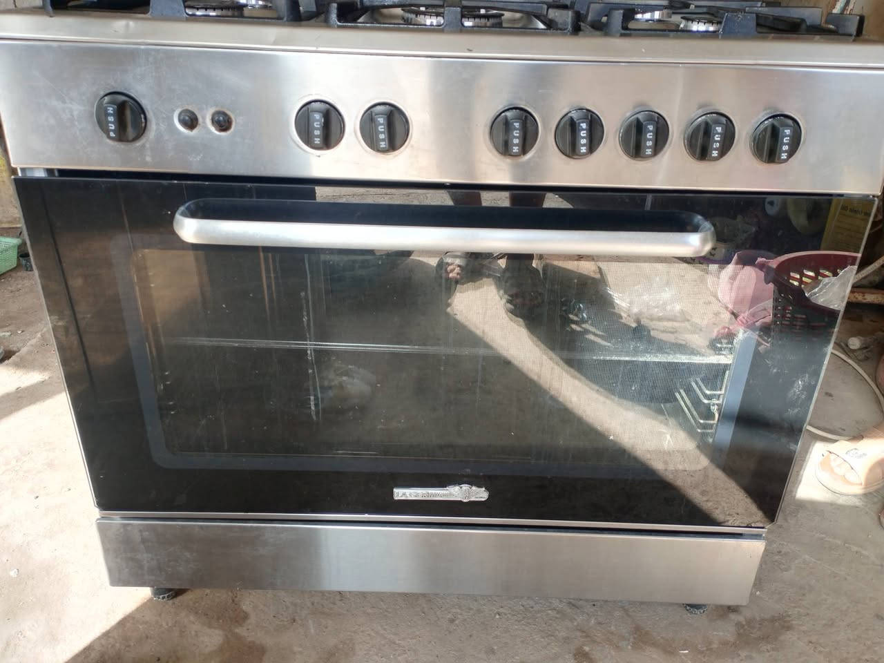 سلام عليكم
طباخ  نوع جيرمني صناعة الماني السعر 250 الف العنوان نعمانية سوق المسقف سوق ابو عظيم محل ابو جبار البصراوي *********** @إشارة
