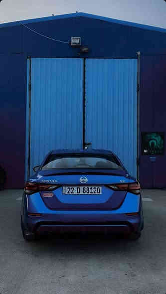 السلام عليكم سياره نسيان سنترا 2022 سياره جديده..حادثه بس البنيد ومصبوغ ضربت امريكا وبيه اربع اصابع بارد بلجاملغ المامي بس ممبين سياره ناعمه كلش بصمه تشغيل بصمه ابواب بصمه جنطه فول عده الفتحه رادار امامي رادار خلفي رادار جانبي نضام اقتصادي شاشه كبيره فول hd اوتو ستارت وتحديد مسار واتو ستوب توقف ذاتي الستيرن يشتغل هزاز عند خروج عن المسار وبعد بيه موصفات..محرك جديد كلش كير جديد صدر ايخبل بيه ايرياك الدركه والبرده
السياره بسمي سنويه لل28 هزه بعدهي مصاقطه 
مكاني بغداد الحريه الدولعي 
السعر 128 وبيه شي قليل وماكو هيج سعر بلعراق 
***********
ملاحضه مكلف بلنشر رقم صاحب السياره موجود
