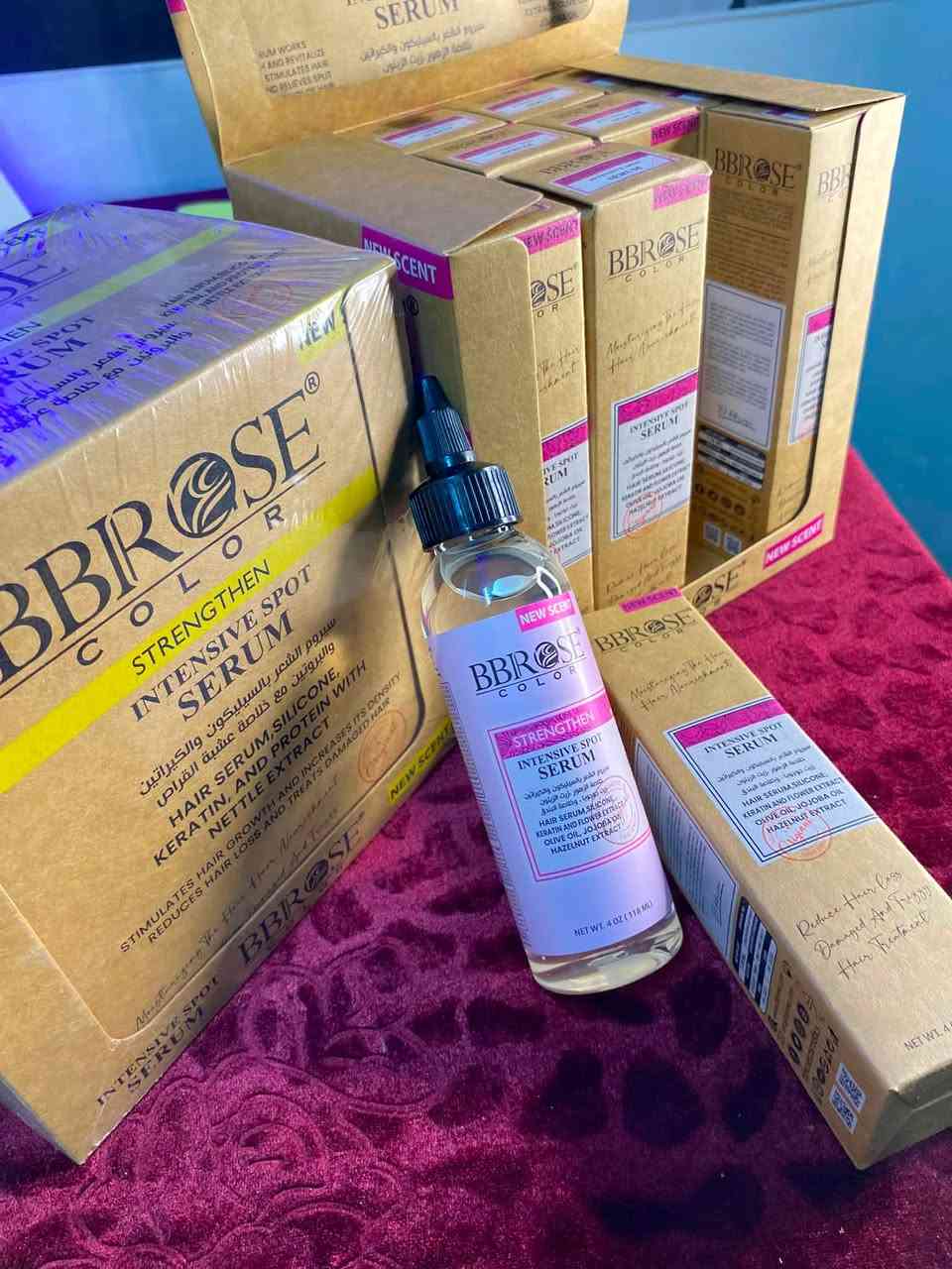 كارتون عنايه ومكياج وعطور 220 قطعه اصللي شرط الفحص القطع اكثرها خشن اي استفسار ع الواتساب 
***********@إشارة
