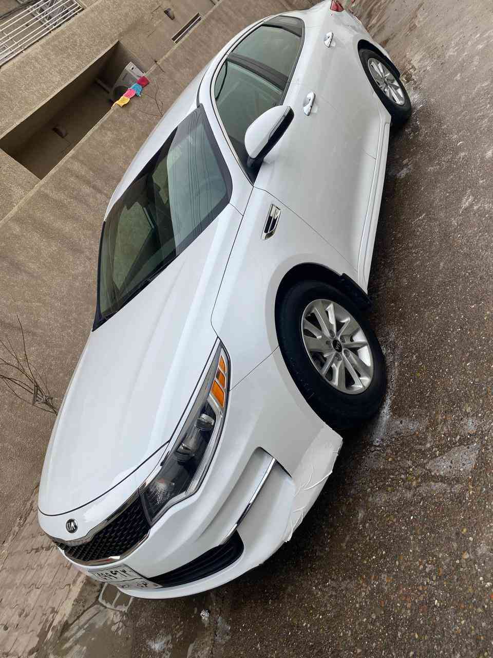 اوبتما FE
2018
حادثها قبق صندوك مصلح ومصبوغ نفسه مطابق 
وارد أمريكي 
لون ابيض صدفي 
شبر بارد بل هلال الجاملغ الخلفي
للبيع ب 140 وبيها مجال مال مستعجل 
رقمي ***********
