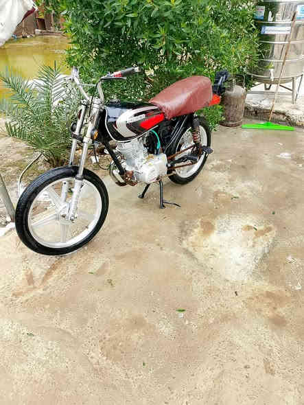 سلام عليكم دراجه للبيع تايكر موديل 2020 دراجه تخبل لا تبخير ولا تنقيص دراحه مقابيل عينك هندر واحد تشتغل محركه خرسه ما سمعه اورق ورقه وحده بيه رقم شاصي تجي شوف بعينك سعر 300وبيه مجال العنوان بغداد الشعب 
رقم الاستفسار ***********خابرني وبخدمتك ما اجوب ع فيس
