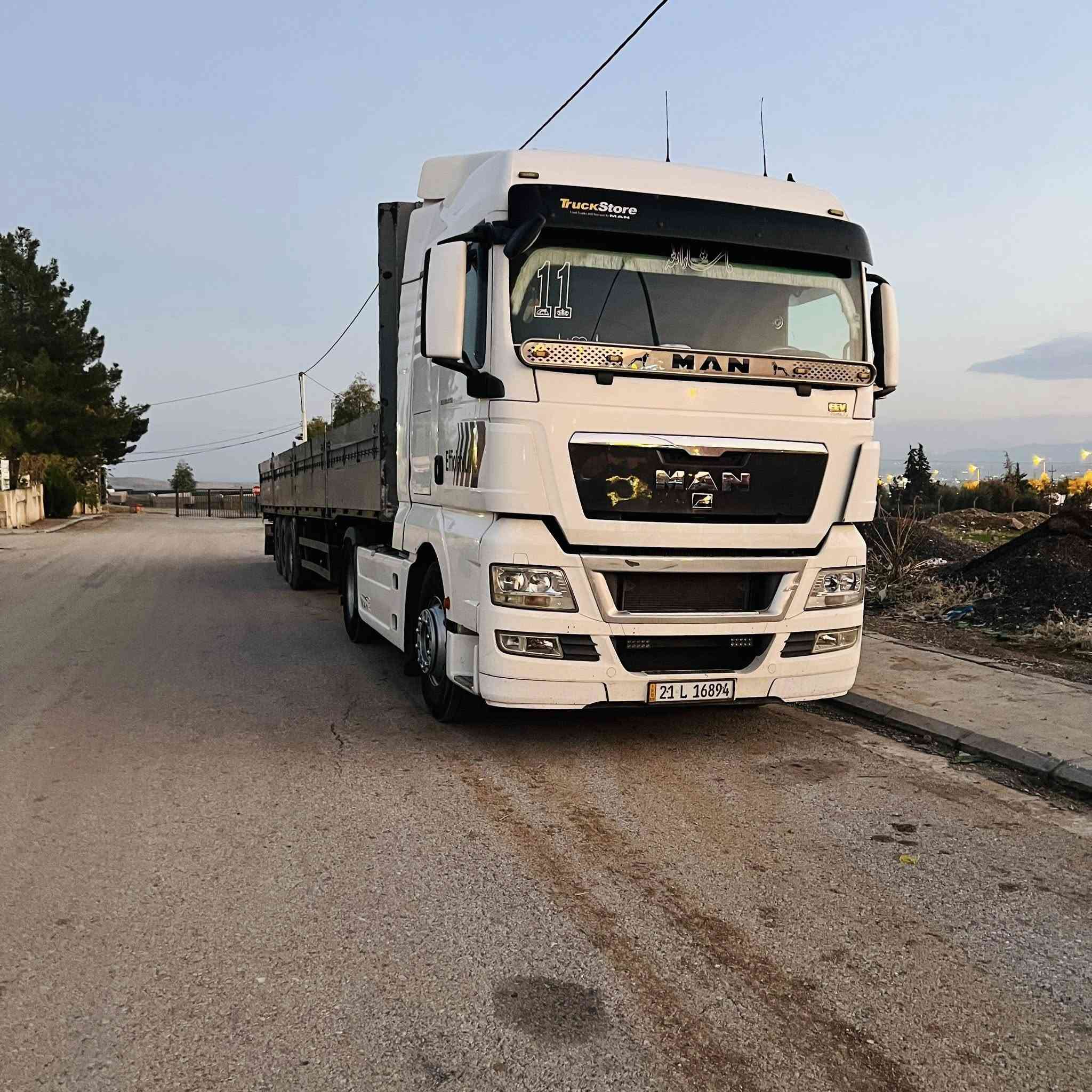 سەرەتا بەناوی خوا ئەم MANبۆفرۆشتن/ مەکینە٤٤٠/مانکی ٢٠٠٧ هەیە موسەفەت بیریڤانە بەفلاتەوە رنرخی٢٤٥ گەلاو مەعەمەلە

***********
