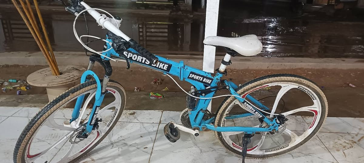 للبيع نظيف السعر 75 الف للاستفسار ***********
