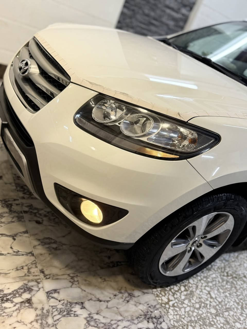 سنتافي ٢٠١٢ اخت زيرو 
ماشيه ٣٧ الف
مكان بغداد ورقم بغداد جديد
فول مواصفات 
رقم

‭٠٧٧٦ ٣٩٠ ٨٥٧٨‬
