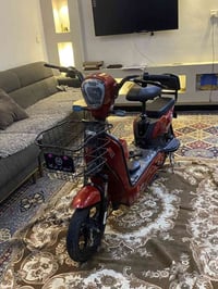 بايسكل شحن للبيع حجم 14 وبطاريات عدد 4  البايسكل بعده جديد بلايلون مست...