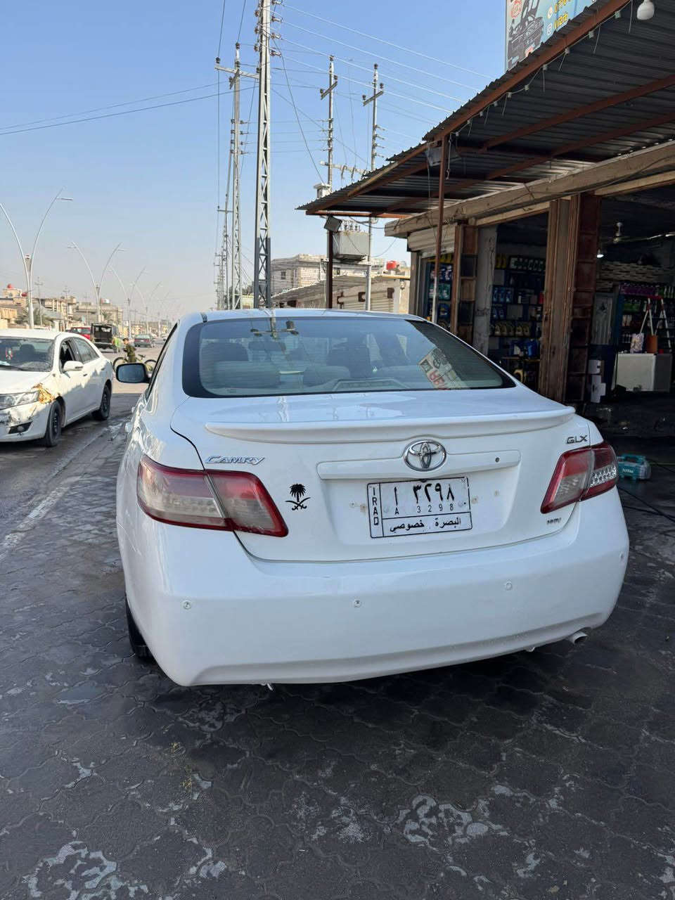 السلام عليكم 
كامري خليجي رقم بصره تحويل ثاني يوم  بيها جاملغ صبغ وربع بنيد ودوسه اثر خياس فول مواصفات 
كير ومكينه تبريد شغال  مكفولات شوف العين احلا
السعر 95وبيها مجال
للاستفسار اكثر ***********
*********** Singapore
