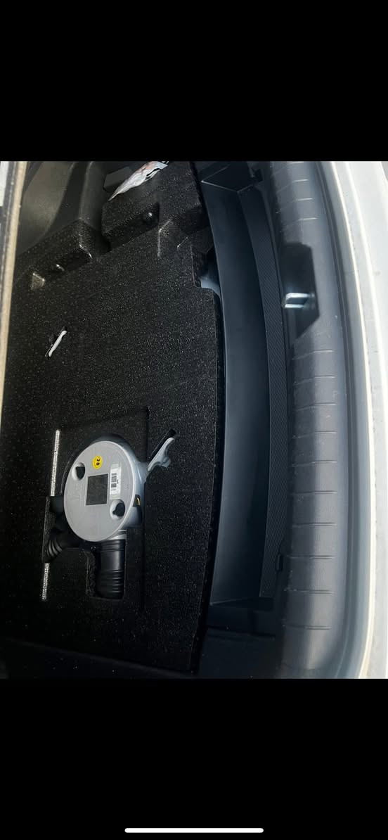 السلام عليكم اخوان للبيع K8 كوري غاز اصل محرك 6 كفاله عامه رقم قادسيه بسمي موديل 2023 
بيع او مراوس السعر 217  وبيه مجال قليل 
مكاني الديوانيه 
***********
