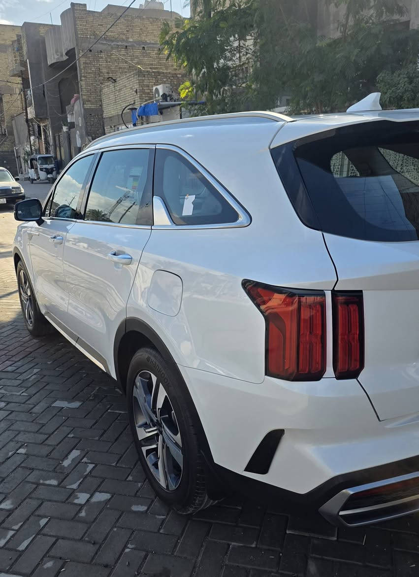 كيا سورينتو  موديل ٢١ خليجي محرك ٦ سلندر
ماشية ٨٣ ونص 
سيارة بانوراما + المواصفات المعروفة 
مكفولة كير ومحرك وصبغ 
بيها طختين بارد ماسويتهن باقيات على وضعهن 
السعر ٢٦٨ 
***********
