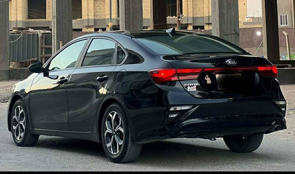 سلام عليكم سياره فورتي ٢٠٢١ رقم مثنى معوقين وكاله عامه من المعوق محرك ٢٠٠٠ ماشيه ٨٩ حادثه بنيد بدون عابر مبدل اصلي بدون صبغ مكانه الرميثه ***********
