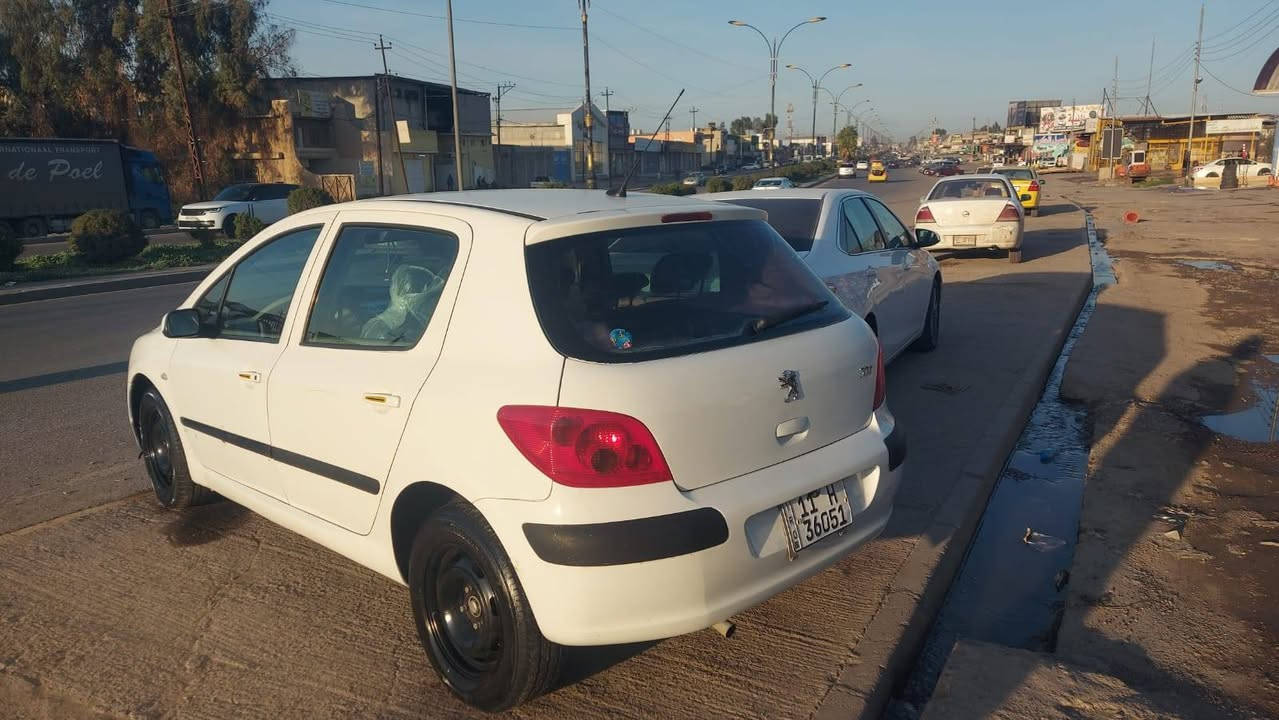 السلام عليكم
بيجو ٣٠٧
🛑موديل ٢٠٠٥
🛑محرك شرط
🛑كير شرط 
🛑طخم مابي شي 
🛑صبغ انطيك عام 
🛑تبريد تدفئه كير توماتيك 
🛑صاحبها موجود تحويل مباشر 
🛑رقم بغداد 
🛑مكاني الموصل 
🛑سعرها ٤٦ بيها مجال بسيط

،🛑استفسار مراجعه مكتب تاج حي المثنى قرب مستشفى صحة المراءه ☎️***********
