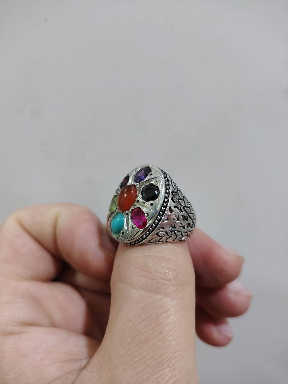 السلام عليكم
محبس فضه 925 سبع أحجار
قياس محبس ٢٥
السعر ٤٠ الف نهاية
المكان النجف الإشراف ويوجد توصيل


**إذا كنت صاحب هذا الإعلان وتريد حذفه لأي سبب، رجاءا أرسل رسالة إلى الدعم الفني**