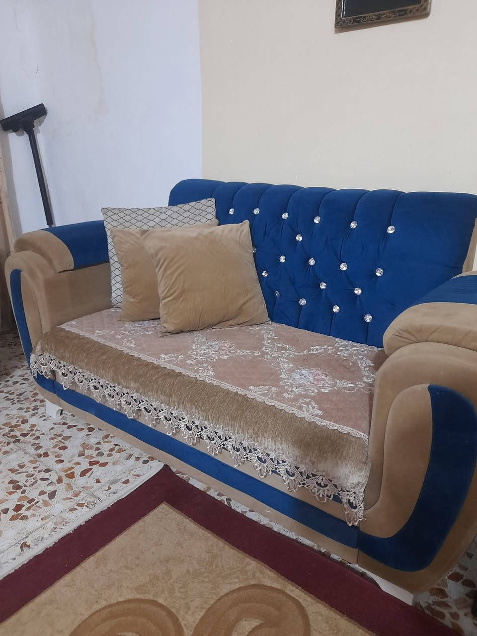 للبيع ***********
