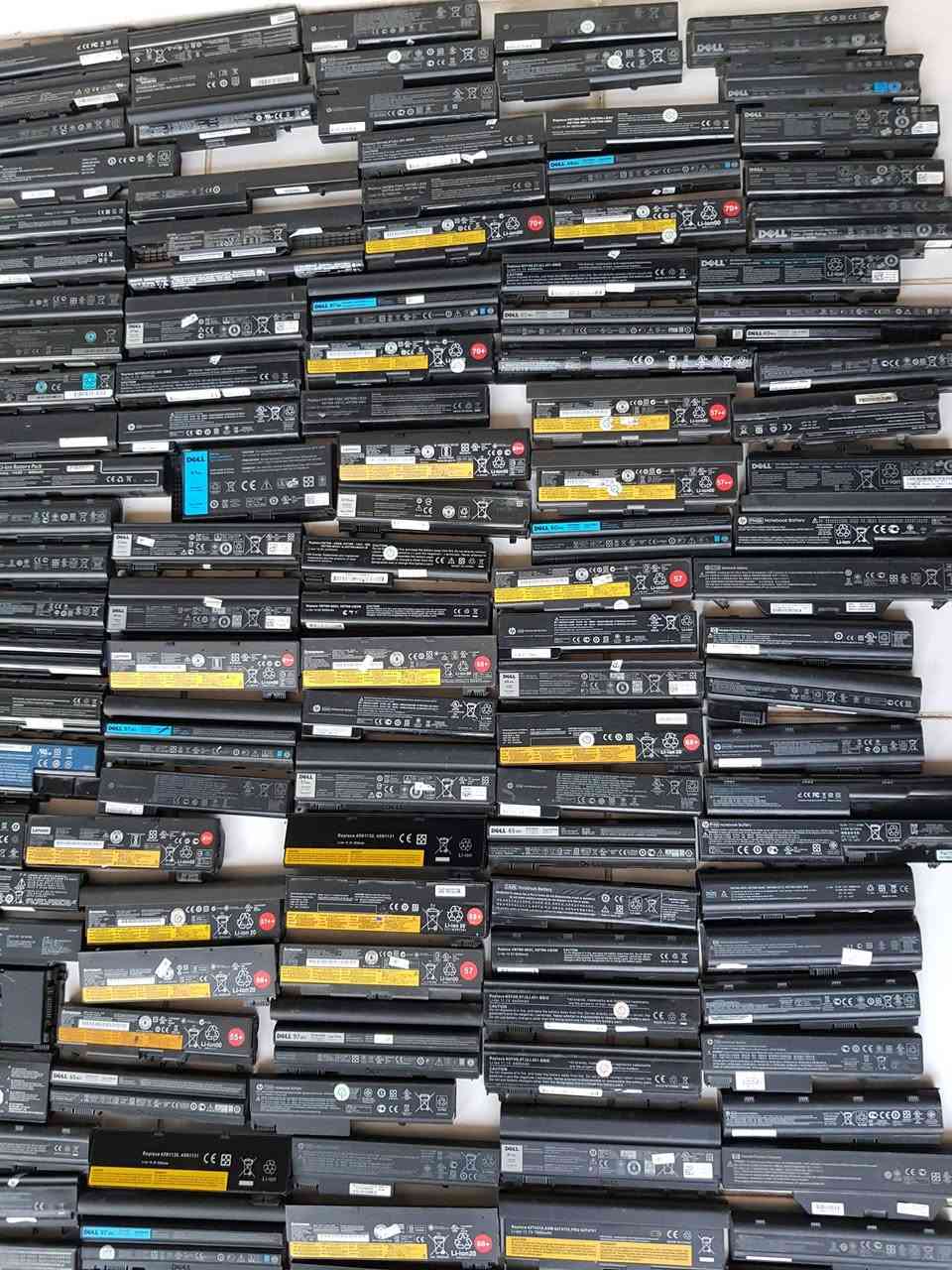 السلام عليكم 
متوفر بطاريات لابتوب كمية 100 قطعة مستخدم 
سعر القطعة 1750 
متوفر خدمة التوصيل الي جميع المحافظات
***********
