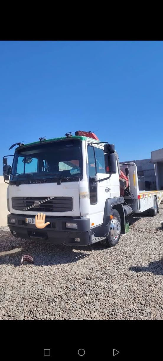 اسلام عليكم كرين للبيع فالفو 2004
شمالي 8برغي 6سلندر فول مواصفات وضع شركه بدون صبغ 
جهاز 6طن حموله 18طن تبريد تدفئه كير محرك أكسل طخم تاير سياره جاهزه من كلشي خير من الله السعر 265 العنوان كركوك قضاء الحويجة 
للاستفسار الاتصال على ***********
