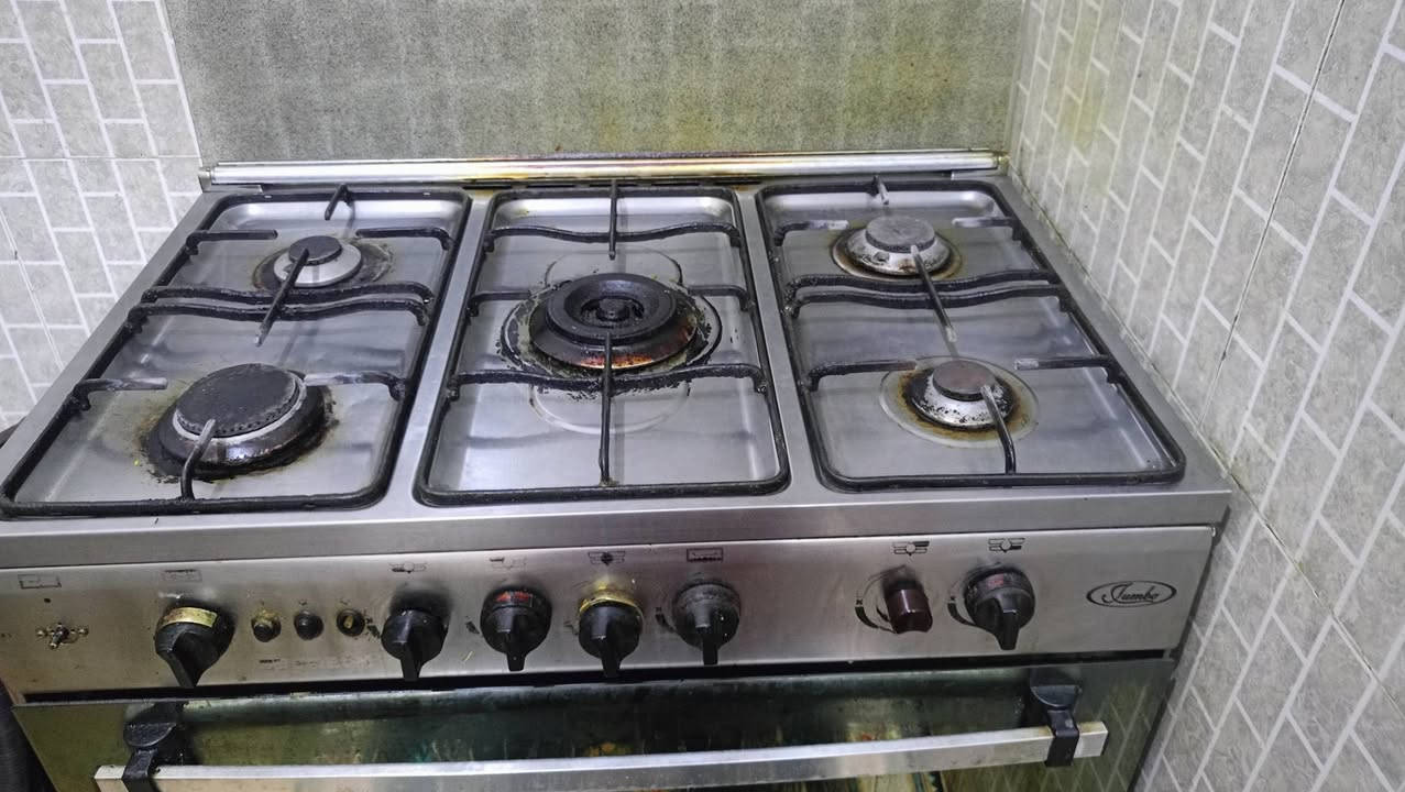 غراض لبيع كاونتر 400 طباخ 150 مكينه200


**إذا كنت صاحب هذا الإعلان وتريد حذفه لأي سبب، رجاءا أرسل رسالة إلى الدعم الفني**