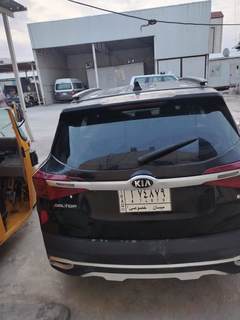 كيا سبورتج امريكي ضربه دعاميه موديل 21
السعر 120
سنويه مفقوده فيها امر قاضي يعني تتحول للمشتري مباشر
مواصفات فتح قماره مقاعد كهربائية 
كامره خلفيه رقم ميسان 
وكثير من المواصفات مكلف بالنشر 
*********** اتصال او وات ساب فقط مراسله خاص لا يوجد
