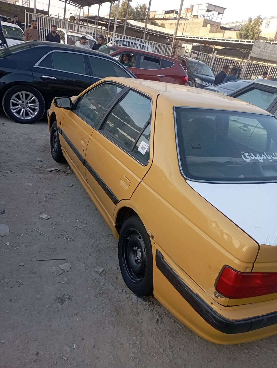السلام عليكم بيجو بأرص مديل 15 رقم بابل انكليزي بيها جاملغ امامي مبدل وداير مصلح تبريد شغال كير تمام سعرها ب 39 وبيها مجال مكان بابل تلفون ***********
