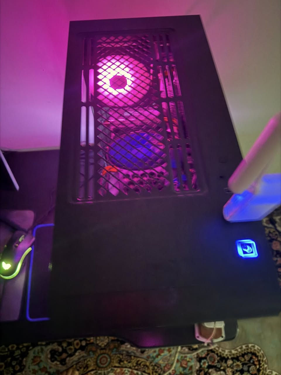 سلام عليكم pc فول نظافه 

تدبيل معجون كل ٦ اشهر + تنظيف و صيانه عامه كل ٦ اشهر 

مواصفات

RYZEN 5 5600 X

B450M ASROCK PRO4

RAM 16G 3200HZ 2x8

RTX 3060 PALIT 12G

SSD 120G ADDLINK 

HDD 1TB 7200RPM

P750W +80

CASE MATREXX50

صيانه دوريه كل ٦ اشهر نظافه فول
السعر 700$ بيها مجال 
للتواصل واتساب ***********
