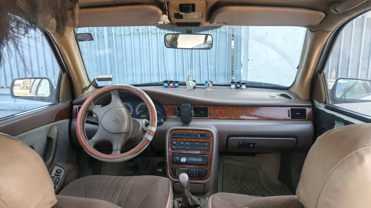 سلام عليكم
سمند موديل 2010 للبيع 
سياره كير مكينه نضاف كلش تبريد شغال 
كهربائيات شغاله صدر جديد تخم تاير جديد باتري جديد توشمه جديده  سياره بسمي تحويل ثاني يوم رقم ميسان مشروع وطني يعني وين معجبك احولك السعر    ٣٨ 
***********
