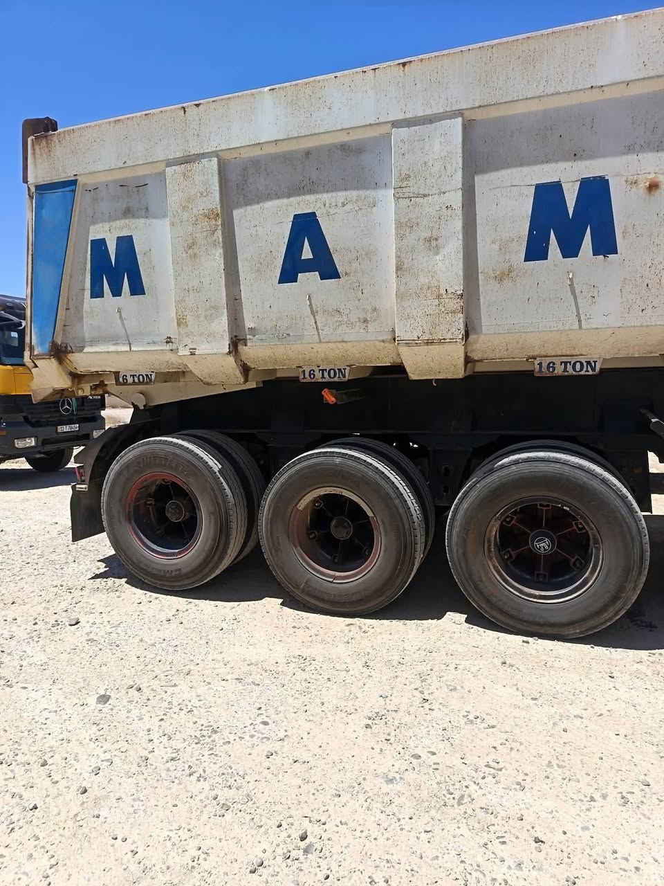 السلام عليكم اكو مثل يقول اشتري الزين لو كان غالي عربانه ما اموت حداديه مال الجرف عربانه كلش وزنها خفيف ثلاث محاوردنكيرها 16 تخم تاير جديد كم موضح بالصوره العربانه معروضه للبيع وبسعر مناسب جدا لتفاصيل اكثر اتصال على صاحب الرقم وعلما اني مكلف بالنشر اتصل وافتهم تفاصيل العربانه اكثر. ***********

