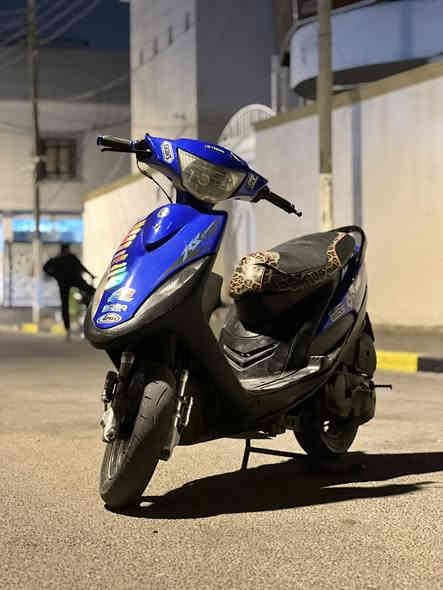 سلام عليكم دراجه ماكس عدلا للبيع دراجه كلشي شغال بيه من طول لطول دبل امامي رياضي بيه زنون بيه رماش بيه حساس دراجه شلعا ومعدل كلجات رياضي دراجا مزودا خارجي وداخلي مفتوحا شايل لبوشا 49حاط 55فقط رائدا ب700وبيه مجال حك لجيا *********** مكاني بصرا جزائر
