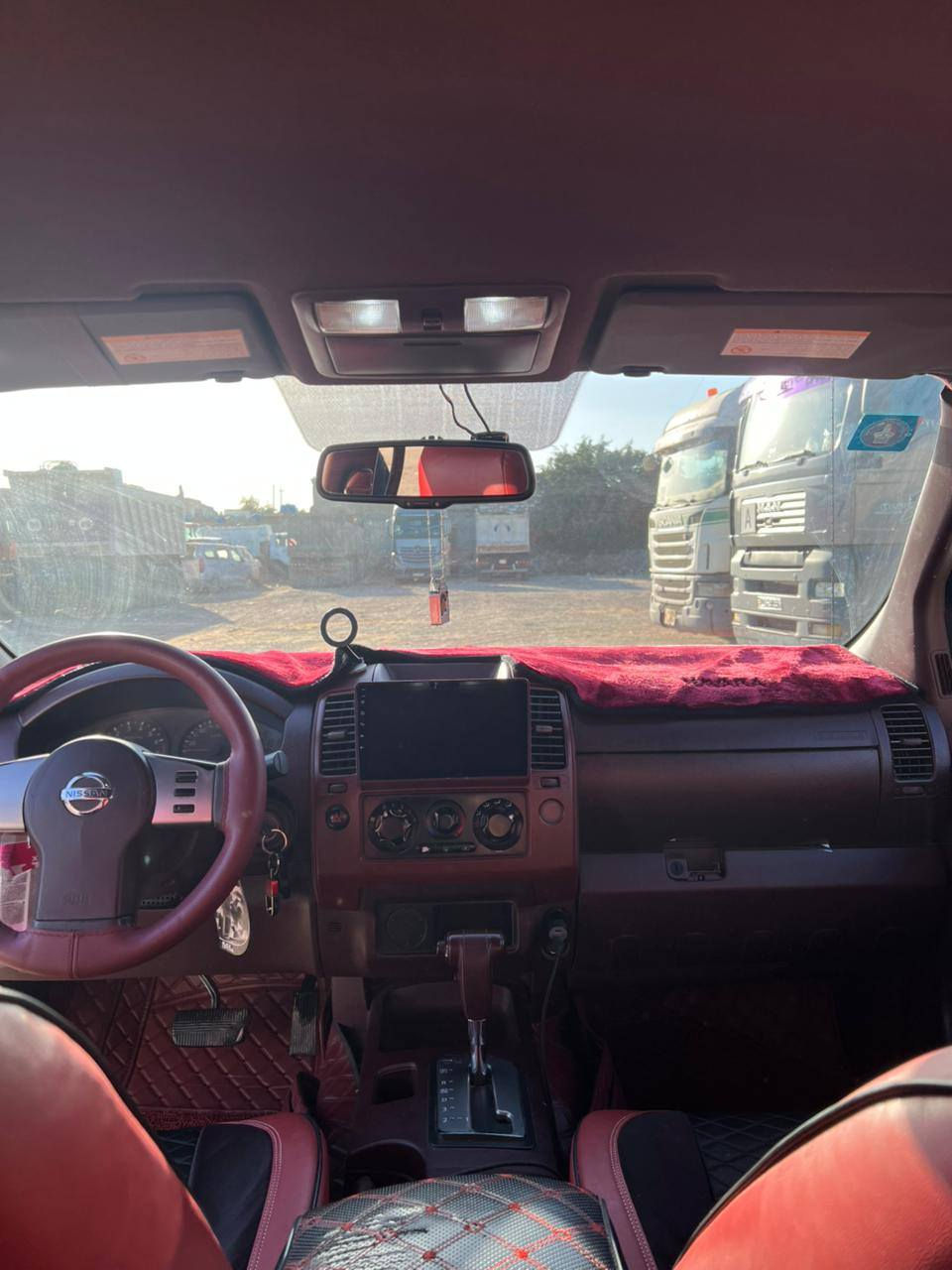 سلام عليكم نيسان نيفاره مديل 2010 سنوية 2030 محرك بي تنقيص قليل مكان بغداد العبيدي سعر 103
رقم ***********
