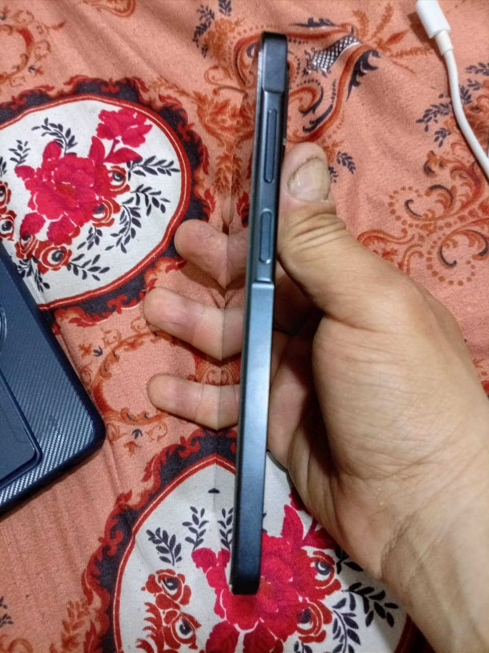 السلام عليكم اخوان ماركة: Samsung
اسم النموذج: Galaxy A07
وزن: 184ز
أبعاد: 167.4 x 77.4 x 7.6مم
نظام التشغيل: Android 15
عرض الحجم: 6.7 بوصات
القرار: 1600x720
الرامات "الذاكرة العشوائية في الهواتف والحواسيب: 4جيجابايت
التخزين (ROM): 64غيغابايت
الكاميرات: 50النائب Samsung S5KJN1
وحدة المعالجة المركزية: MediaTek Helio G99
بطارية: 5000امبير السعر110 بي مجال قليل، صار له مستخدم اربعه ايام 
مكاني بغداد الكرخ شارع حيفا ***********
***********
