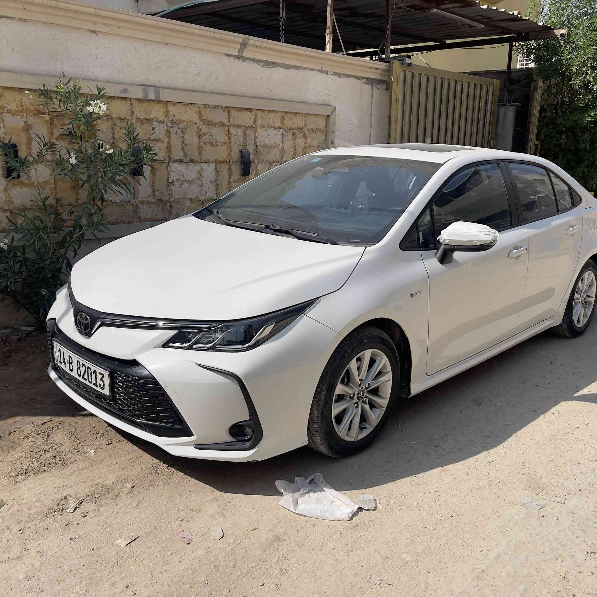 عندي كورلا هايبرد اقصاد راعيه بصره ورقمه بصره مديل 25 ماشيه 24  فول مواصفات   مكان السياره البصره المناوي   ***********
