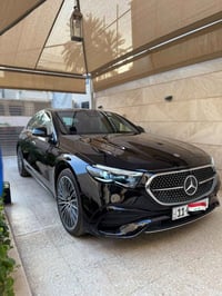 مارسيدس E200 2025 وكاله MEC  رقم بغداد رقم مميز  ماشية 5000 كيلو متر  ...