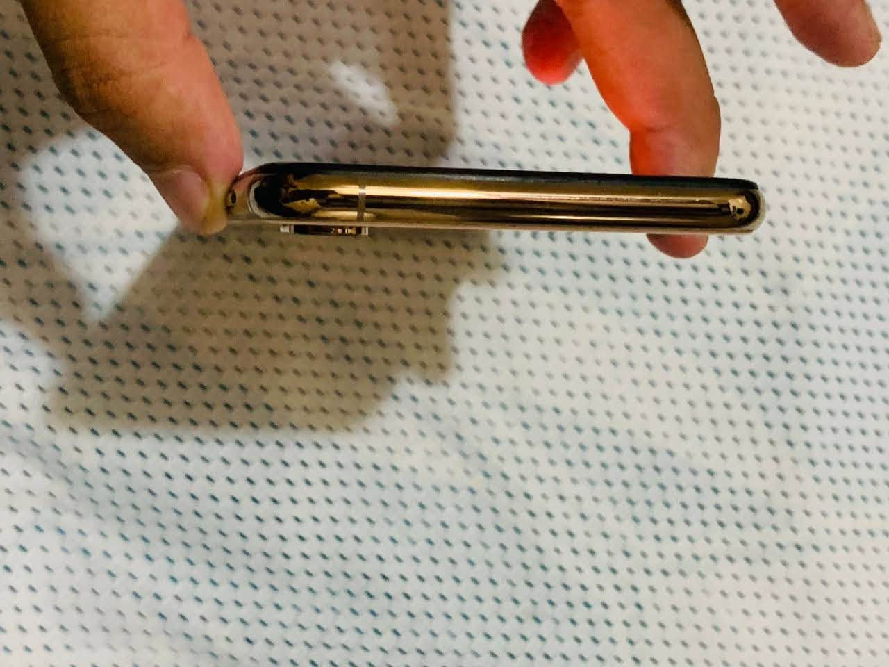 ايفون اكس ماكس  
جهاز هوه يمدح نفسه 
بطاريه مبدل واقوه من البلاد 
ذكره64
سمكارت مايشغل 
كامره سفي وكع مني وفلت الشريط 
سعر 140الف جهاز تدخل اقوه لعبه بي وتحكم 
كامره اذا مو دمع مرجوع


**إذا كنت صاحب هذا الإعلان وتريد حذفه لأي سبب، رجاءا أرسل رسالة إلى الدعم الفني**