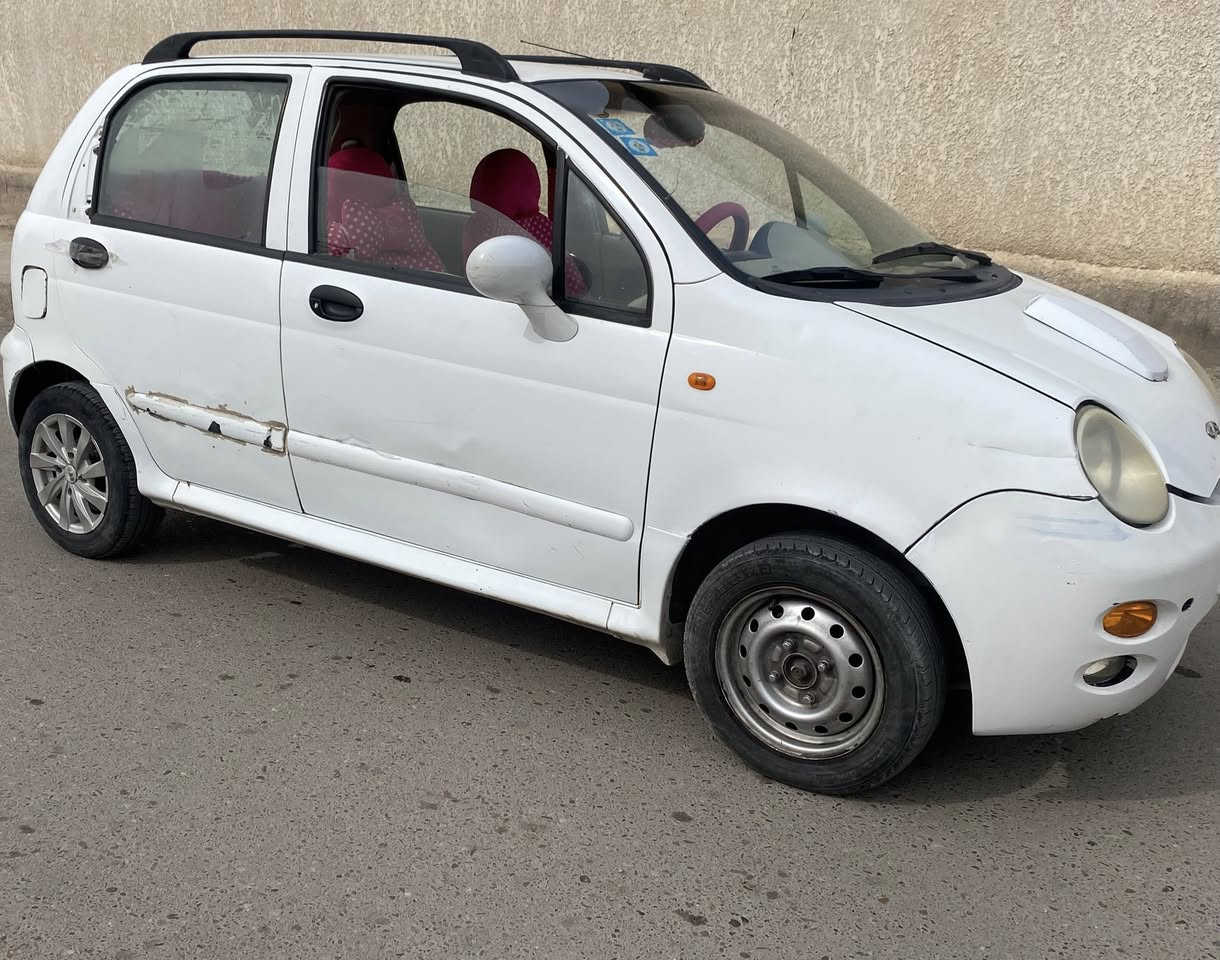 نقد او اقساط
كيو كيو 2010 بناتيه  نضيفه جدا بدون ضربه وصبغ جاهزة من كلشي ..جام كهرباء مسجل اندرويد اصليه
تبريد ثلج اوتماتيك/وعادي/4سلندر /تايرات جدد
سنوية جديدة 2026 وبأسمي السعر 34$
مكاني بغداد /محموديه
متواجد  واتساب
***********
***********.للاتصال
