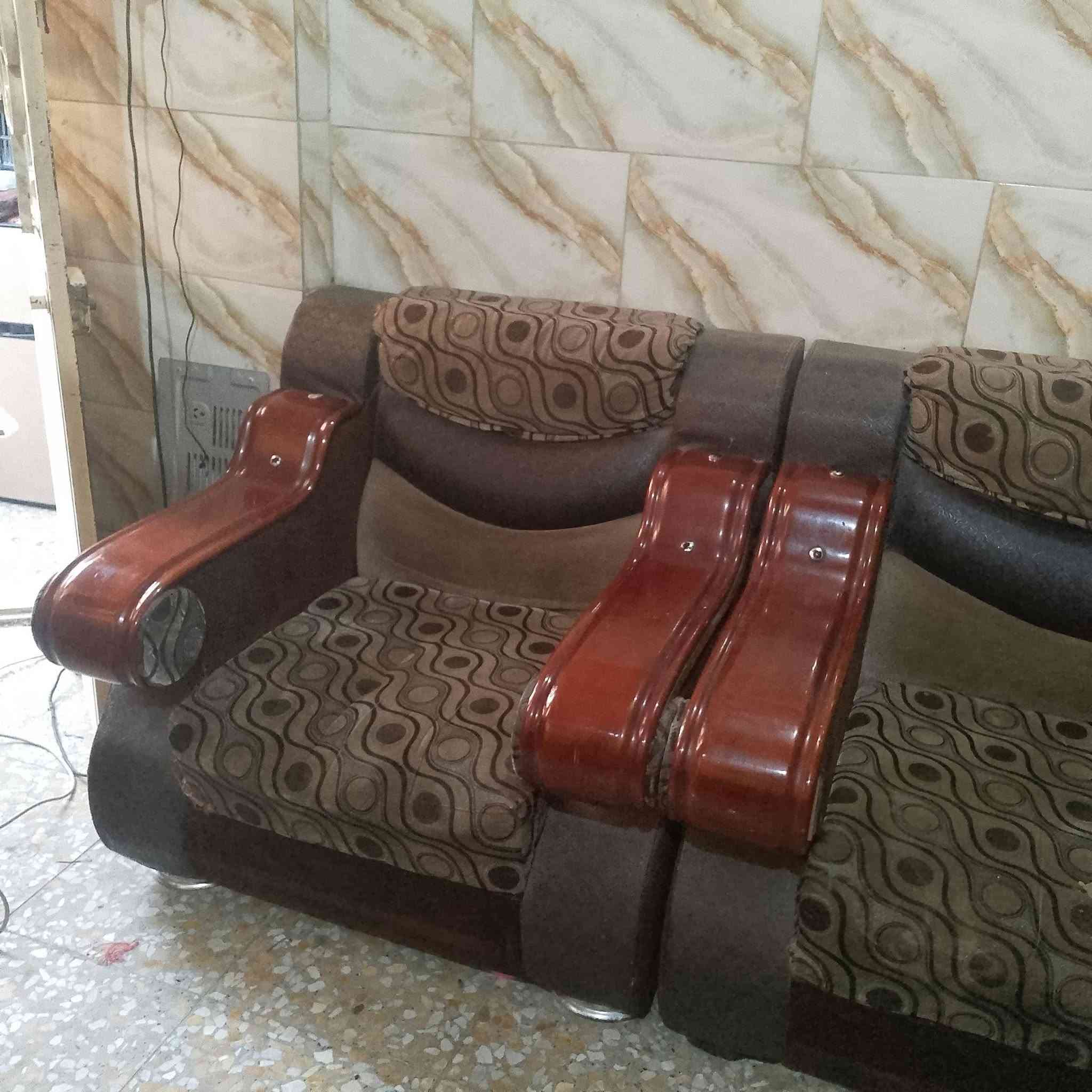 السلام عليكم تخم عدد قنفات 2 كراسي عدد 2 عنوان بغداد لسعر 30


**إذا كنت صاحب هذا الإعلان وتريد حذفه لأي سبب، رجاءا أرسل رسالة إلى الدعم الفني**