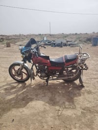 دراجة للبيع مديل  18 مستعجل على بيعته السعر  300 وبيه مجال  اوراق اصول...