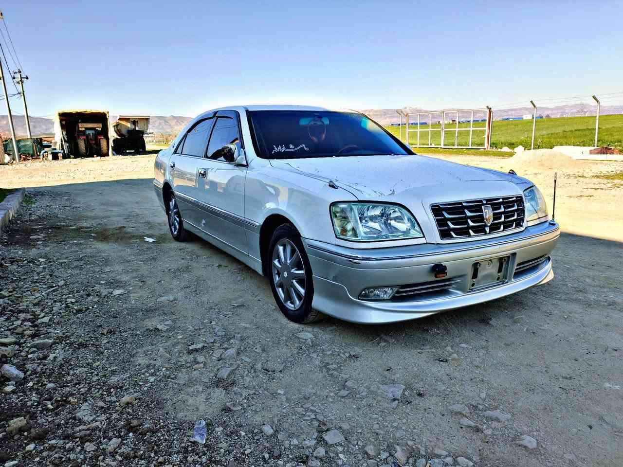 سەرتا بەناوی خوا
مەلیکە موس موس 
بۆ فرۆشتن
2003
d4بچوک
سێ دوگمە 
چوار کوشن کارەبا
پەردە
بێ چاڵ بێ شوخت 
بێ بۆیاخ 
چوار تایەو ویلی لۆکی لەسەرە 
تازە ڕۆنی گۆڕاوە 
کامل سپۆرت 
بێتەقەو ڕەقە  تەقەو دوگەڵاو بۆ ئەبڕم لەڕەسمەکان جوانترە
 گەڵاو مەجالێکی کەم‌60
ڕەسمی سۆنەرەکەشیم داناوە
هەیە بە 50 بەس لەمە نیە ئازیز گیان😜
***********
گوڵ ئەدمین🌹
