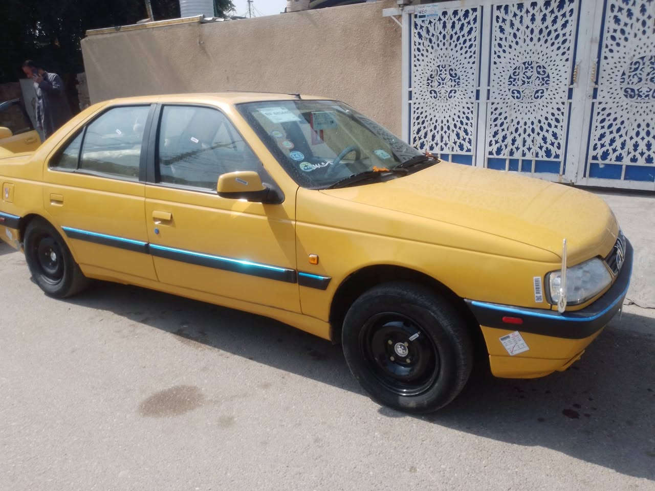 السلام عليكم بيجو لميس 13 السياره جاهزه من كلشي بيها خيط بخار كلش قليل محرك ناعم وحلو كير تبريد خير من الله داخل جديد بدون حادث بيها دواير ملكطه كشرها حلو وعدل لا شخط ولا رصعات تخم تأير تجي وشوف بعينك احلى من الصور السعر 40 وبيها حك الجيه بغداد الزعفرانية *********** سنويه إلى 28 تحويل مباشر شرط التحويل
