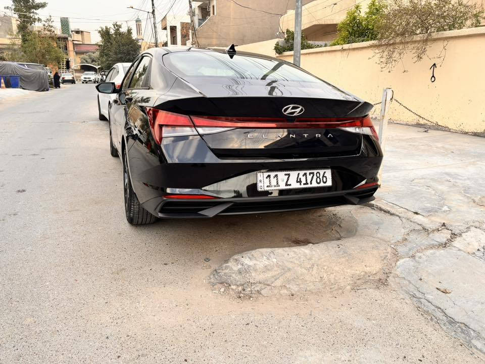 سلام عليكم النترا للبيع
موديل 2023 ماشيه 30  محرك 2000 دوش 
وارد امريكي كلين بدون حادث بدون ظربه  بدون اي نقص
صور امريكا بالمنشور ناشرهن والسونار ناشره وياهة  
بيهة فقط 3 قطع كلير من الخارج فقط كلير 
رقم بغداد انكليزي  باسمي
السعر 143 او بيهة مجال 
مكاني بغداد الجادريه 
***********
