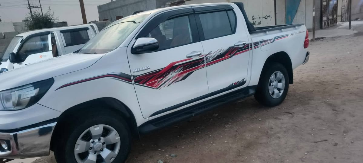 سلام عليكم
سياره للبيع فورويل 
موديل  2020 رقمه اربيل  
كاز مكفوله  بيه خط بس خدمه برميله  برطاوي  
للاستفسار: ***********
