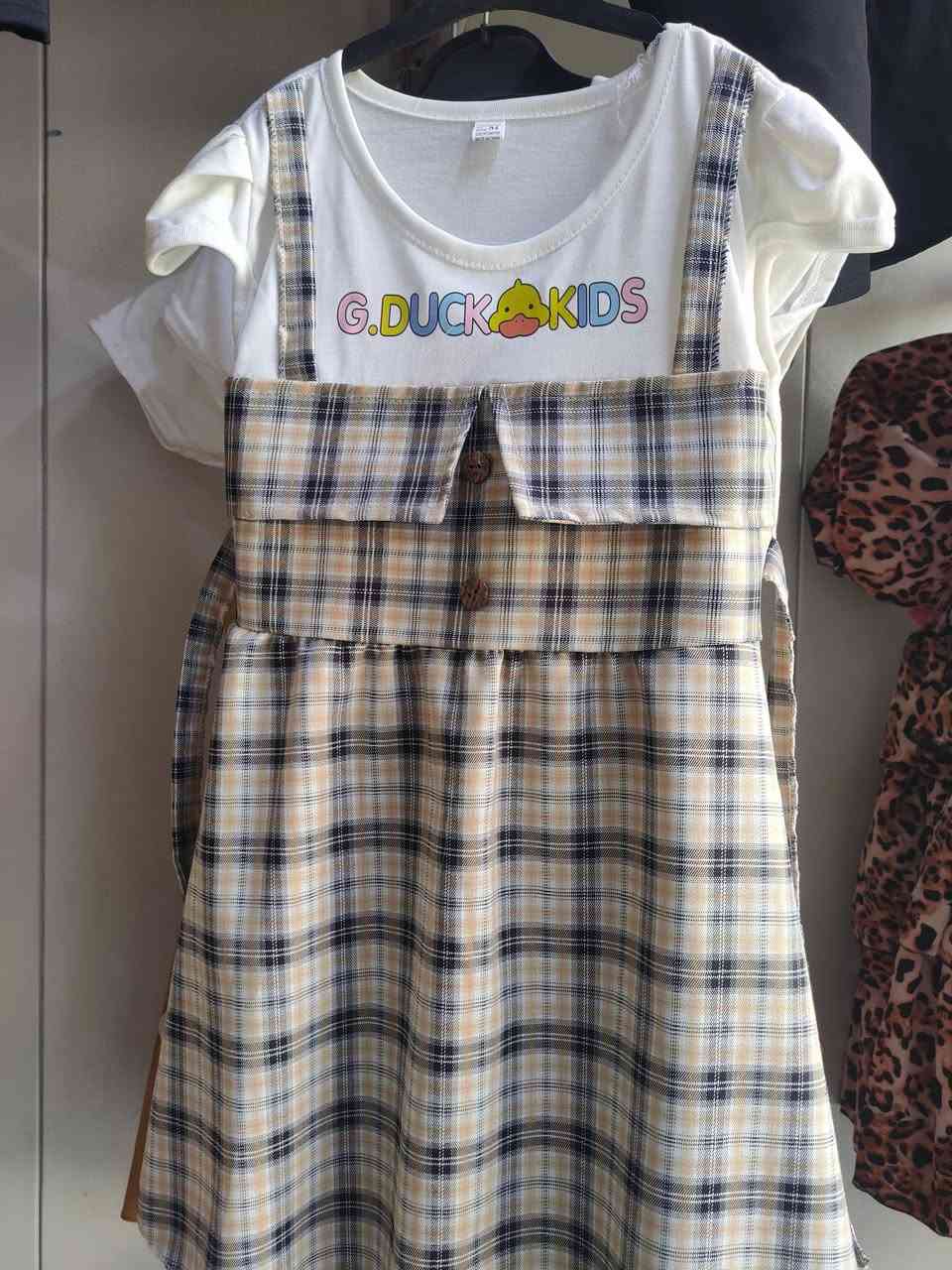 (بسسم الله الرحمن الرحيم)
ع بركت الله تصفية ملابس واحذيه  قطع اخيرة 
اي قطعه داخل المحل ع 5الاف و3 الاف 

جميع الملابس جديدة وليس فيها اي عيوب 

المكان ديوانيةةةة عفك جسر المستشفى قرب أسواق العائلة 
بئدارت أزهر عبيس


**إذا كنت صاحب هذا الإعلان وتريد حذفه لأي سبب، رجاءا أرسل رسالة إلى الدعم الفني**