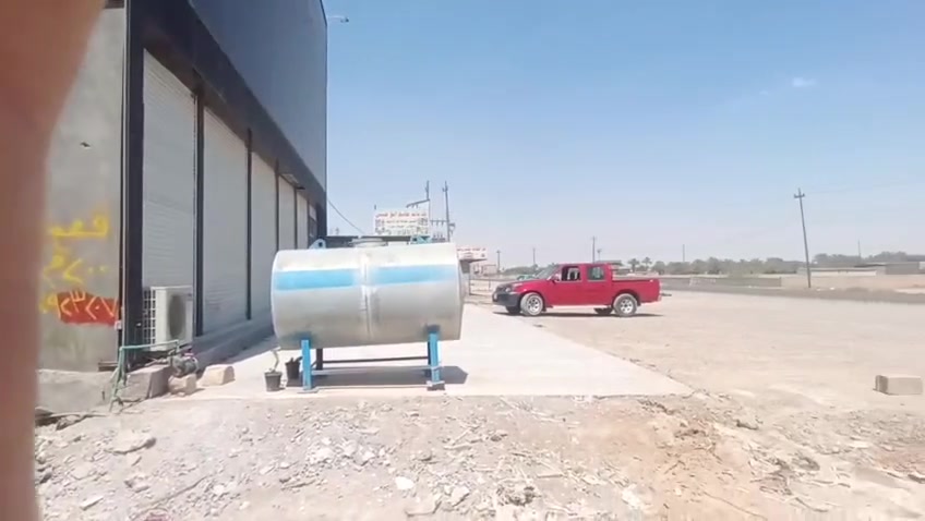 للبيع او الايجار  إرض تجاري تجاري 
مساحه الارض /200م
الواجه/10
النزال /20
الارض في الكرغوليه على شارع العام قرب مسبح المغلق 
الاستفسار/ ***********
والاستفسار /***********
متواجد فيس أو واتساب
