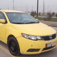 للبيع... كيا فورتي 2010 الضرر جاملق امامي جهة اليسار بيه داخل، رقم جدي...