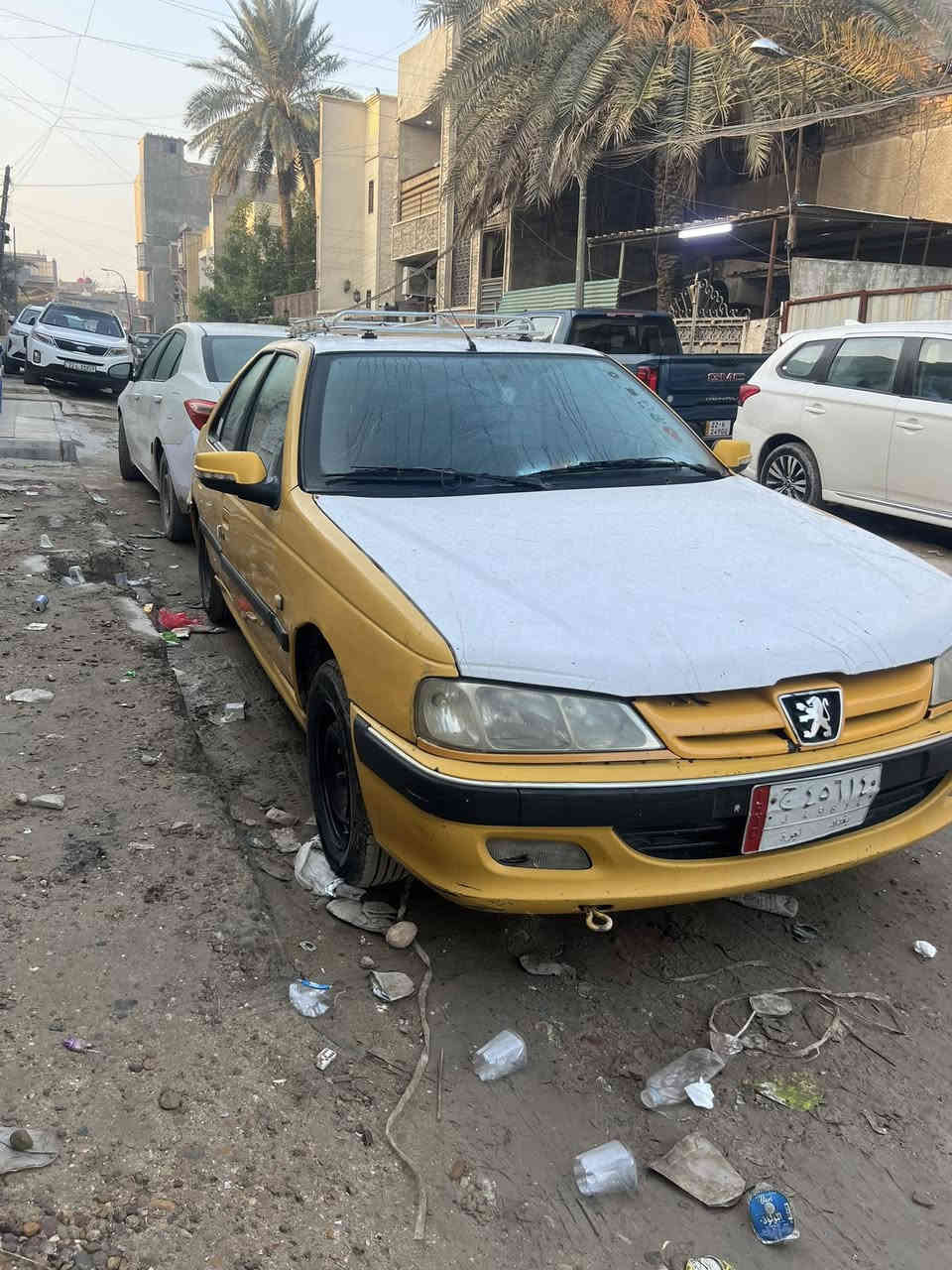 للبيع بغداد شارع فلسطين مديل15 مكينه كير كفاله من تنقيص و تبخير.و من الفتح.بيه جراد بنيد و مصبوغ فقط بنيد سستم سماعات يخبل بلاتوث تايرات جدد سياره نصبته تخبل مكينه تبريد ثلج تتفئه.سياره بختصار كلش كلش حلوه سعر٤٥وبيه مجال.***********
