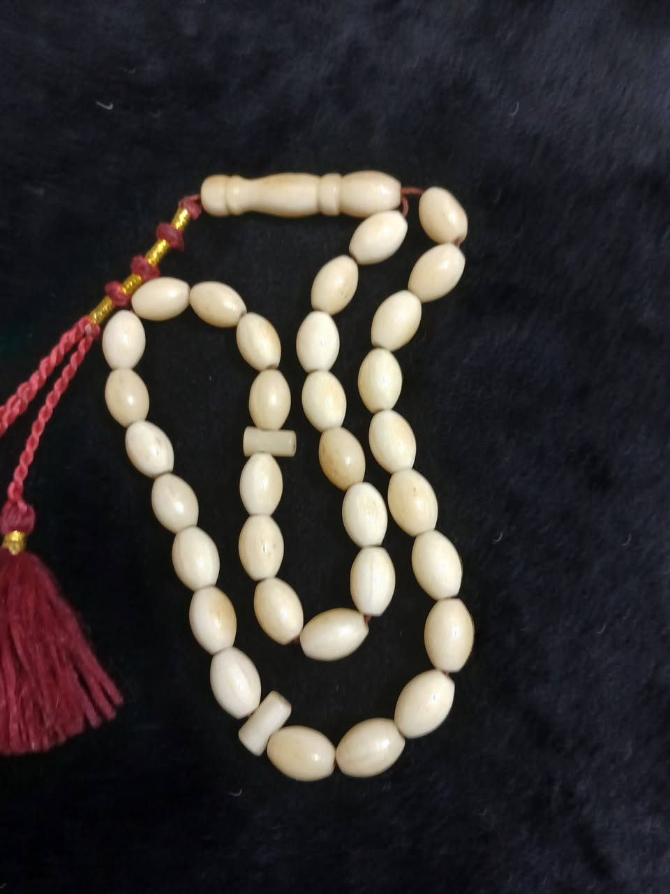 عاج من النوادر القديم 
السعر ١٥٠ وبيها جال 
بيع سريع 
المكان بغداد الحبيبية


**إذا كنت صاحب هذا الإعلان وتريد حذفه لأي سبب، رجاءا أرسل رسالة إلى الدعم الفني**