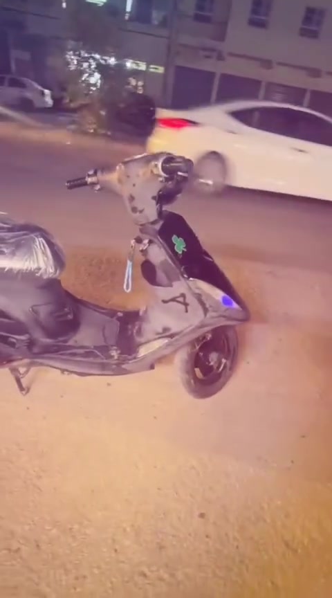 سلام عليكم
ماكس عدله للبيع دراجه بلاديه بوشه49 بلاد محرك مامفتوح شلعه ومعدل تجي وشوف كلهه شغاله اربع اشاير سكنات لايت عالي ناصي بك لايت دشبول بريكات سلف نكره وعلا شرط هندر شغال دراجه مناقصهه شي ونضافه وملاح شوفت عينك مكاني نجف سعر550 وبيهه مجال حك جيه رقم(***********)موجود واتساب وخاص
