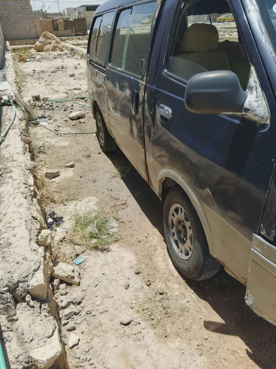 السلام عليكم بريجو للبيع موديل 96مكينه وكير واكسن علشرط مكينه بشتويه الفاتت مجفته ابيع بدون راعي الكشر شوفت عينك سياره حلوه جاهزه مجهزه ما عايزه شي مكان السياره نجف السعر28 رقم موبايل***********,***********
