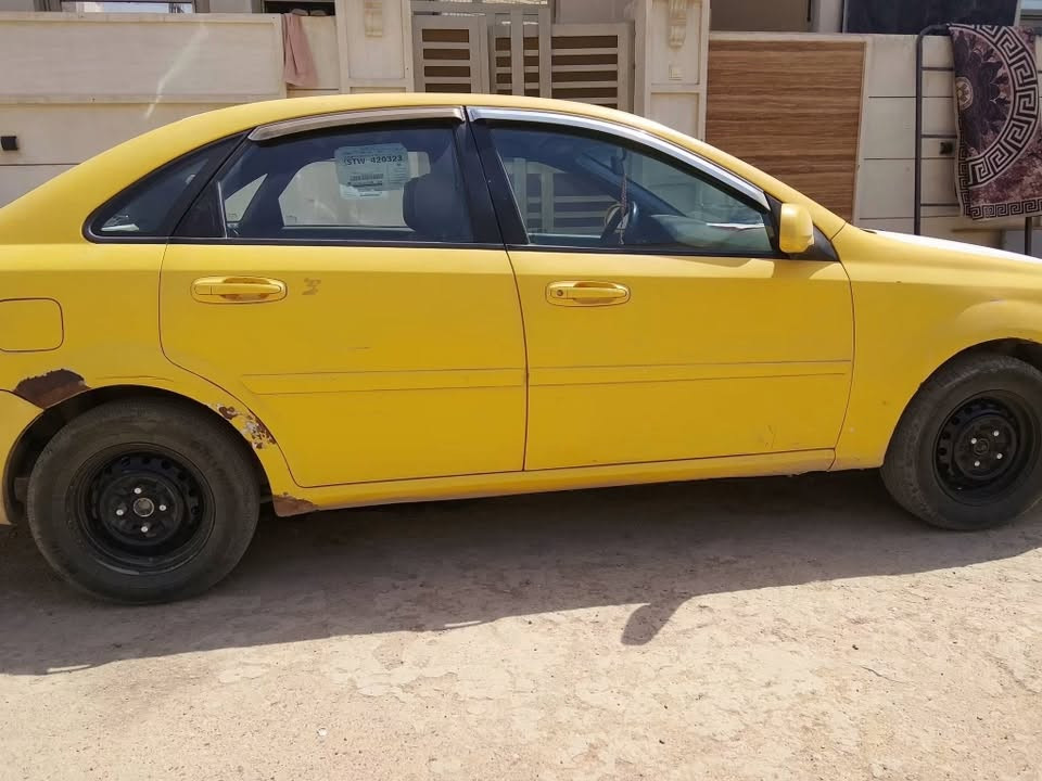 2008
تحويل مباشر 
سنوية نافذة 
كير محرك تبريد خير من الله 
بيها جاملغين خلفيات واحد يرادله صبغ 
بجم كبس 
الصور كدامكم

للتواصل ***********
