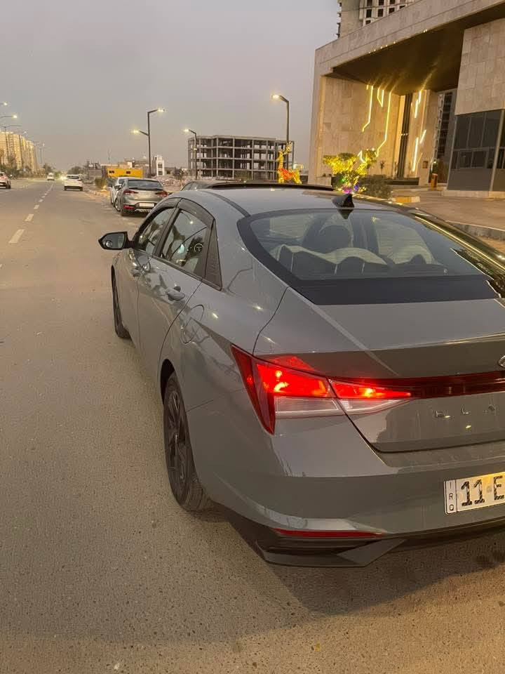 السلام عليكم 
للبيع أو الامراوس 
بالانترا ٢٤ أو ٢٥
النترا 2023 فول ١ع١
موصفات السياره 
❗️فتحه
❗️بصمه
❗️شاشه دجتل متصله 
❗️لد داخلي 64 لون
❗️كامر دواره 
❗️رادارات أمامي خلفي جانبي 360 درجه
❗️تدفئه استيرن
❗️تدفئه وتبريد كشنات
❗️شحن لاسلكي 
❗️ويل كب
❗️دمام خلفي 
❗️سماعات بوس 
❗️3انضمه قياده سبورت ايكو نورمال 
❗️دخول ذكي. 
❗️تبريد بيانو 
❗️تبريد لمس
❗️نضام ترحيب 
❗️ جنطه تنفتح عند الاقتراب 
❗️تحكم استيرن 
❗️مثبت سرعه 
❗️قياده ذاتيه 
❗️توقف ذاتي
❗️ لون مميز سمنتي 
❗️السياره ماشيه 26 ميل فقط
وبعد بيه اهوايه موصفات 
حادثه السياره بنيد فقط بدون دواخل وناشر صور الحادث 
السياره رقم بغداد جديد تحويل ثاني يوم وهزه جديده
سعر السياره . 157 وبيه مجال  
وماكو هيج سعر بيهجي نضافه وموصفات
وبل عافيه ع ياخذه سياره احله من صور بهوي  وجديده 
الرقم لاستفساره.  ***********
