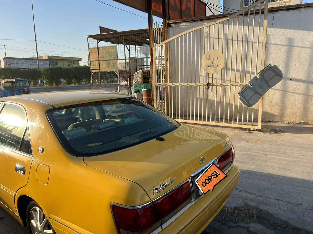 السلام عليكم
ملكه للبيع اصل كرستال 
مكفوله من الكص 
رقم صلاح الدين الاماني
شرط اضباره اصوليه
تريد تحويل رجع خصوصي تريد وكاله 
مكينه ديفور الجبير
 تبريد تدفئه حداديه وتخم تاير 
تحوير نجف فوك وجوه 
خطيه بغداد مدحتيه
المكان بابل الحمزه الغربي 
السعر 105 وبيه مجال 
الستفسار ***********
