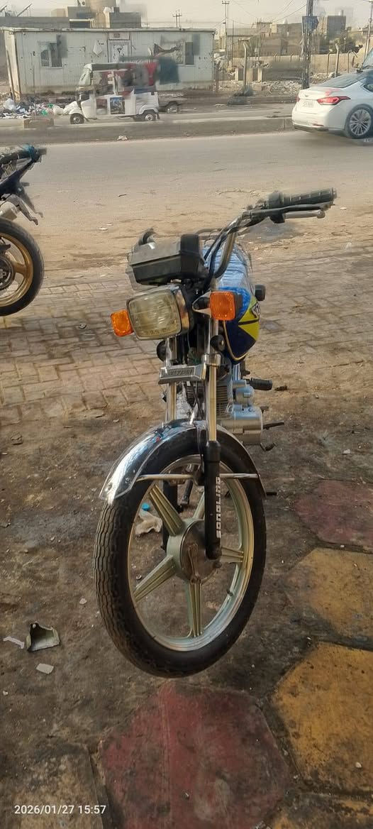 سلام عليكم دراجه سيفان مديل 20 كهربائية كله جديد تانكي كشن   كله جديد محرك مجفت جديد دراجه جاهزه  سعر 350 وبيه مجال مكاني بغداد حي ور سبع قصور ***********

