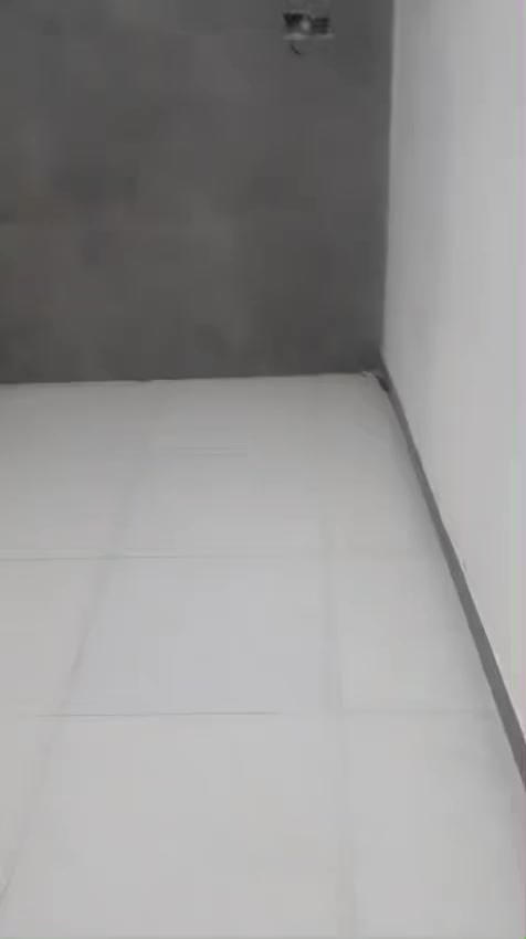 متاح بيت ٦٠ متر ثلاث طوابق يحتوي ع ثلاث غرف  كامل مكمل للايجار  العنوان حي دجلة فرع مطعم الساعة
بيت جديد فارغ حاليآ
التواصل رقم الهاتف ***********
